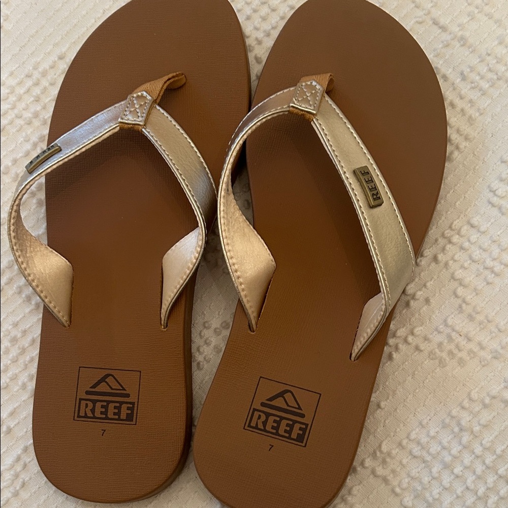 Reef Women's Brown and Gold Sandals